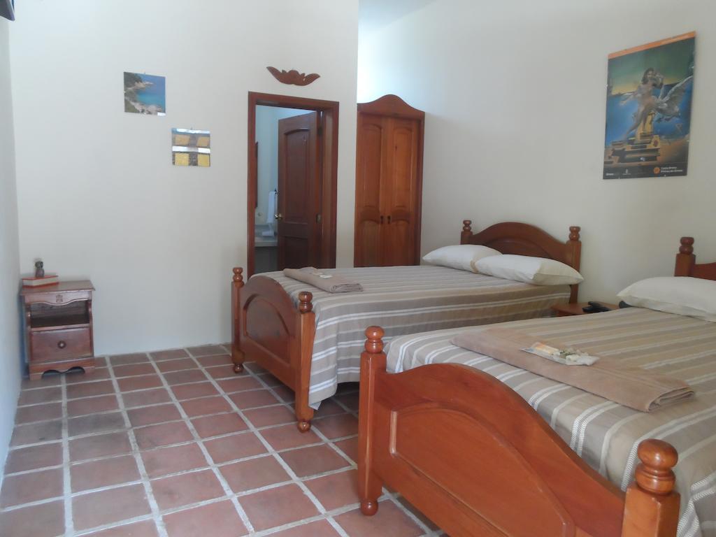 Hotel Gran Plaza Euromaya Antigua Pokoj fotografie